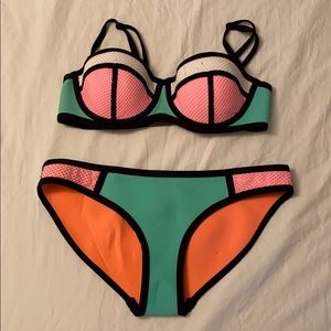 TRIANGL bikini top and bottom - both size XS